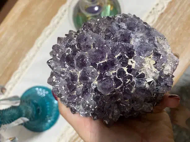 سنگ امیتیس|جواهرات|علی‌آباد کتول, |دیوار