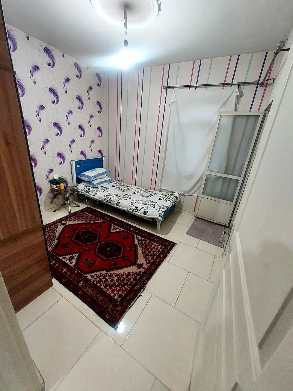 ۵۷ متر / تکخواب / شیرازی – další