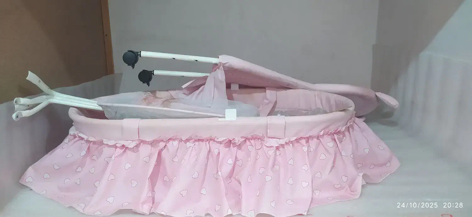 لوازم کودک و نوزاد( تخت - کریر - گهواره)|اسباب و اثاث بچه|بندر امام خمینی, |دیوار