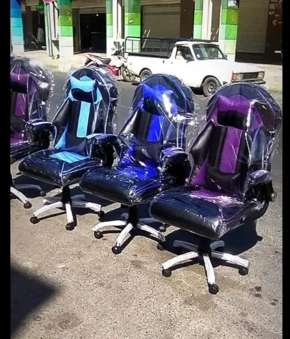 صندلی گیمینگ دورنگی فلزی|صندلی و نیمکت|اصفهان, ناصرخسرو|دیوار