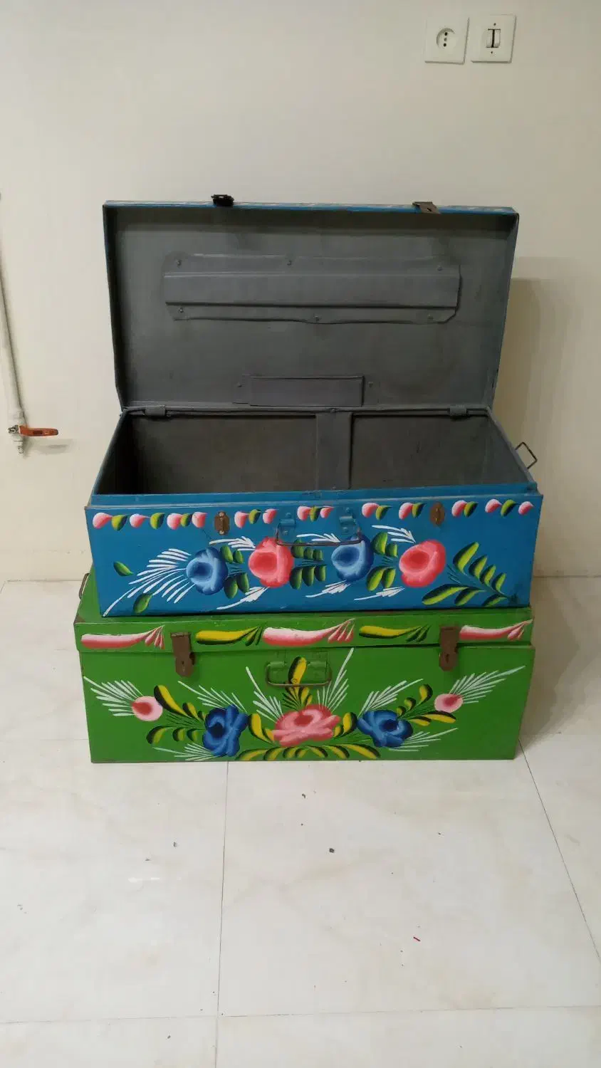 چمدان|کلکسیون اشیاء عتیقه|اصفهان, کوجان|دیوار