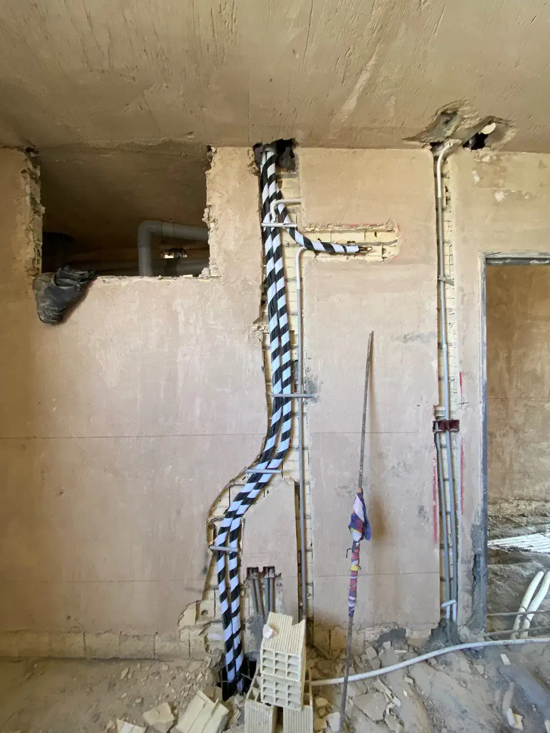 نصب لوله کشی مسی کولر گازی اسپیلیت داکت اسپیلیت|خدمات پیشه و مهارت|اصفهان, وحید|دیوار