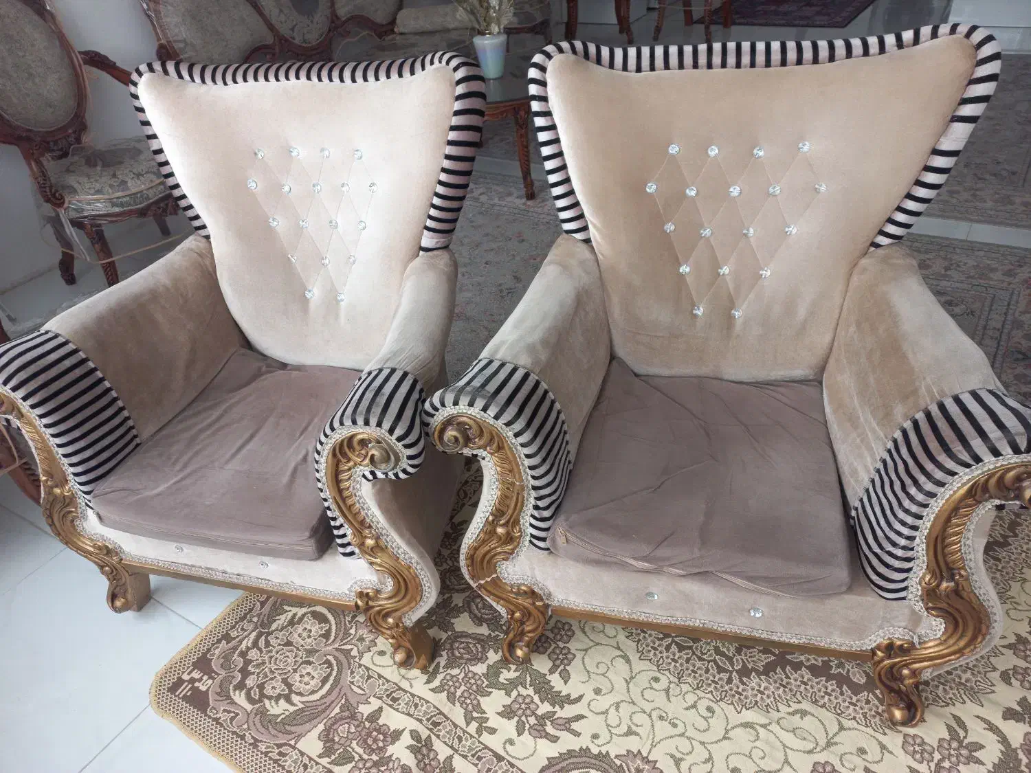 مبل کارکرده|مبلمان خانگی و میز عسلی|سبزوار, قاضی زاد|دیوار