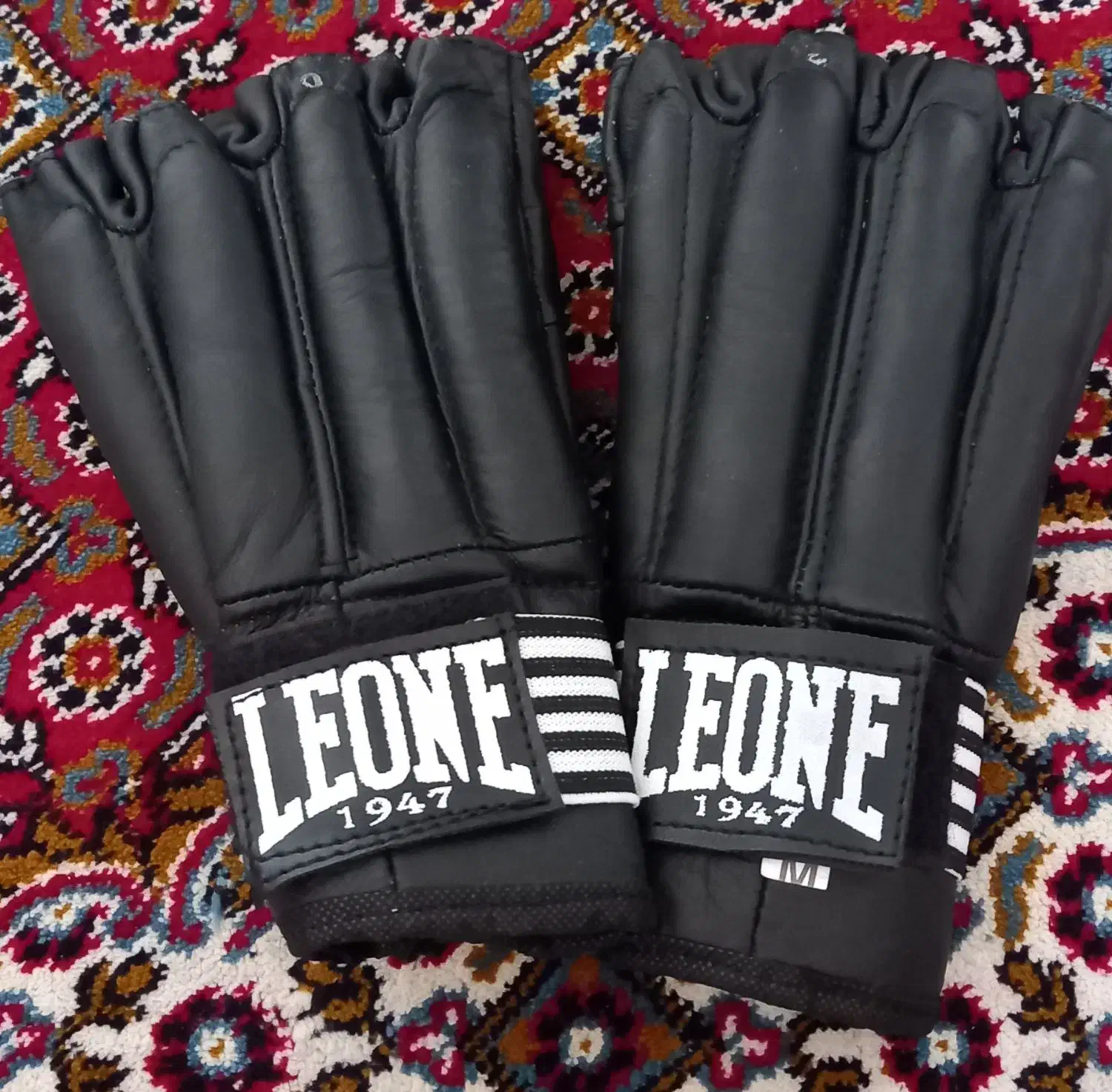 کیسه بوکس کانتینری  طول 80 با یک جفت دستکش سایز M|تجهیزات ورزشی|مرند, |دیوار