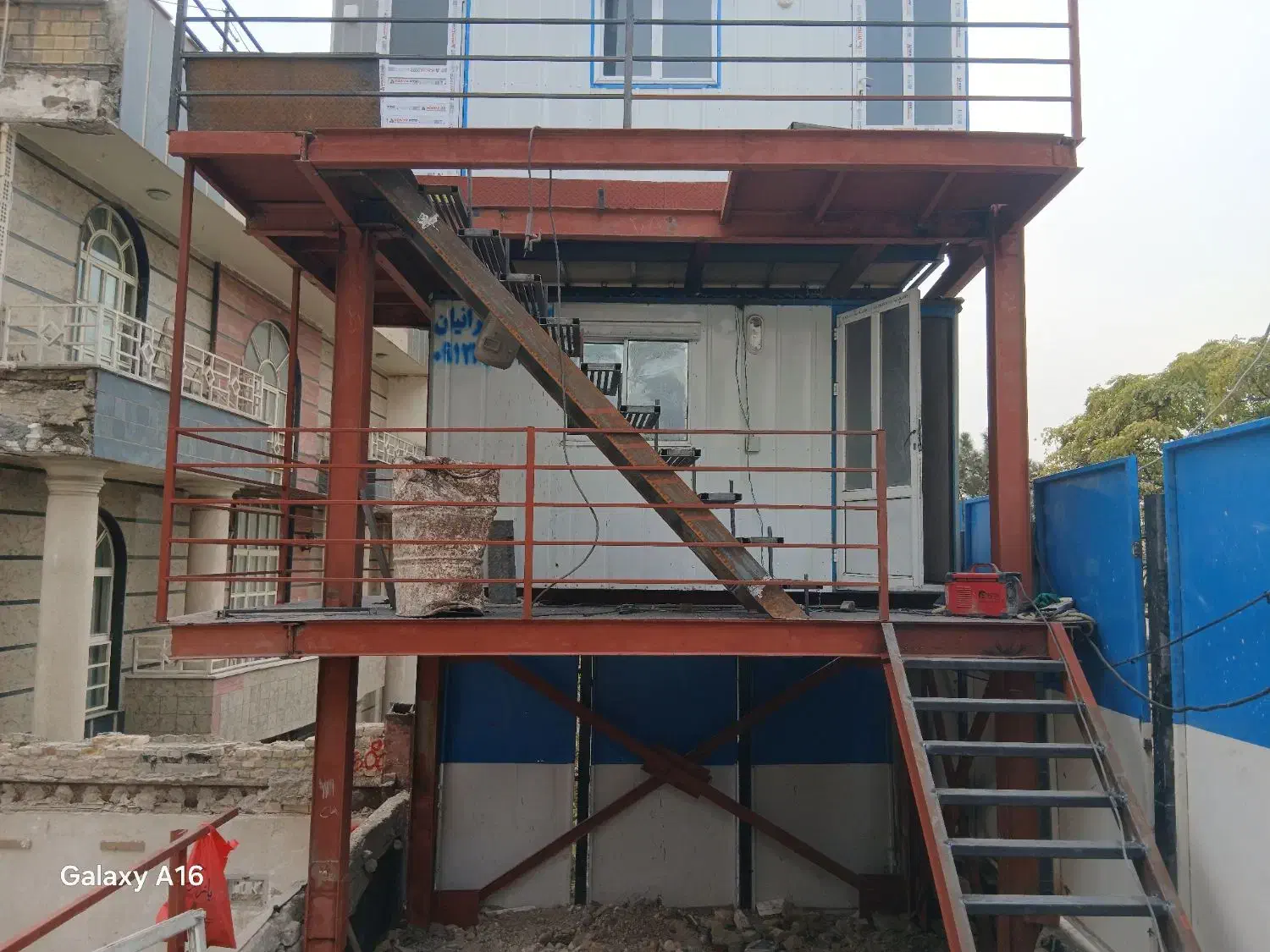 جوشکاری و اهنگری|خدمات پیشه و مهارت|تهران, نیروی دریایی|دیوار