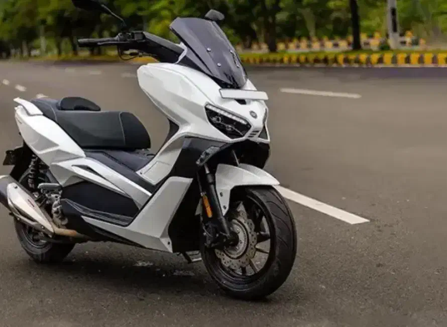 کی وی ویسته ۱۴۰۱|موتورسیکلت|تهران, پونک|دیوار