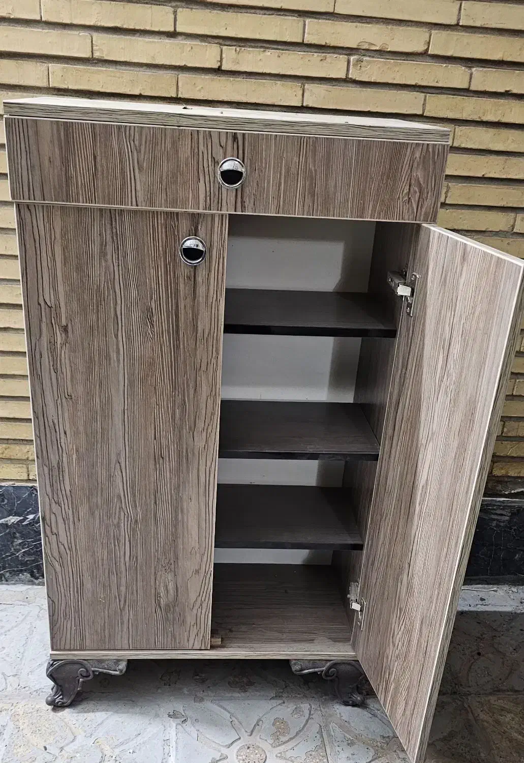 جاکفشی|جاکفشی، کمد، دراور|جهرم, |دیوار