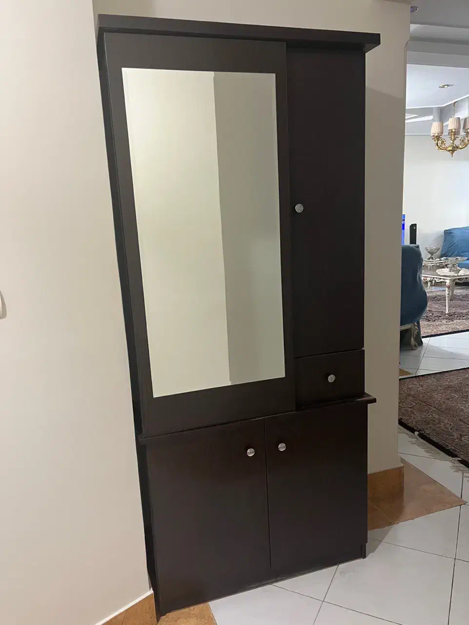 جاکفشی و جا لباسی ایستاده|جاکفشی، کمد، دراور|کرج, گلشهر|دیوار