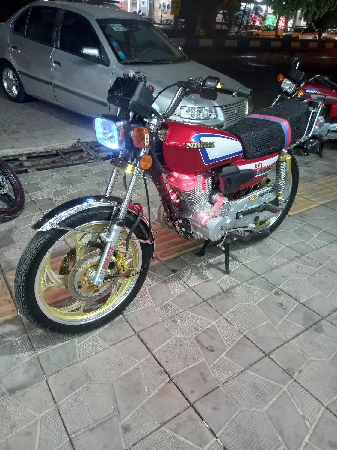 موتور|موتورسیکلت|میانه, |دیوار