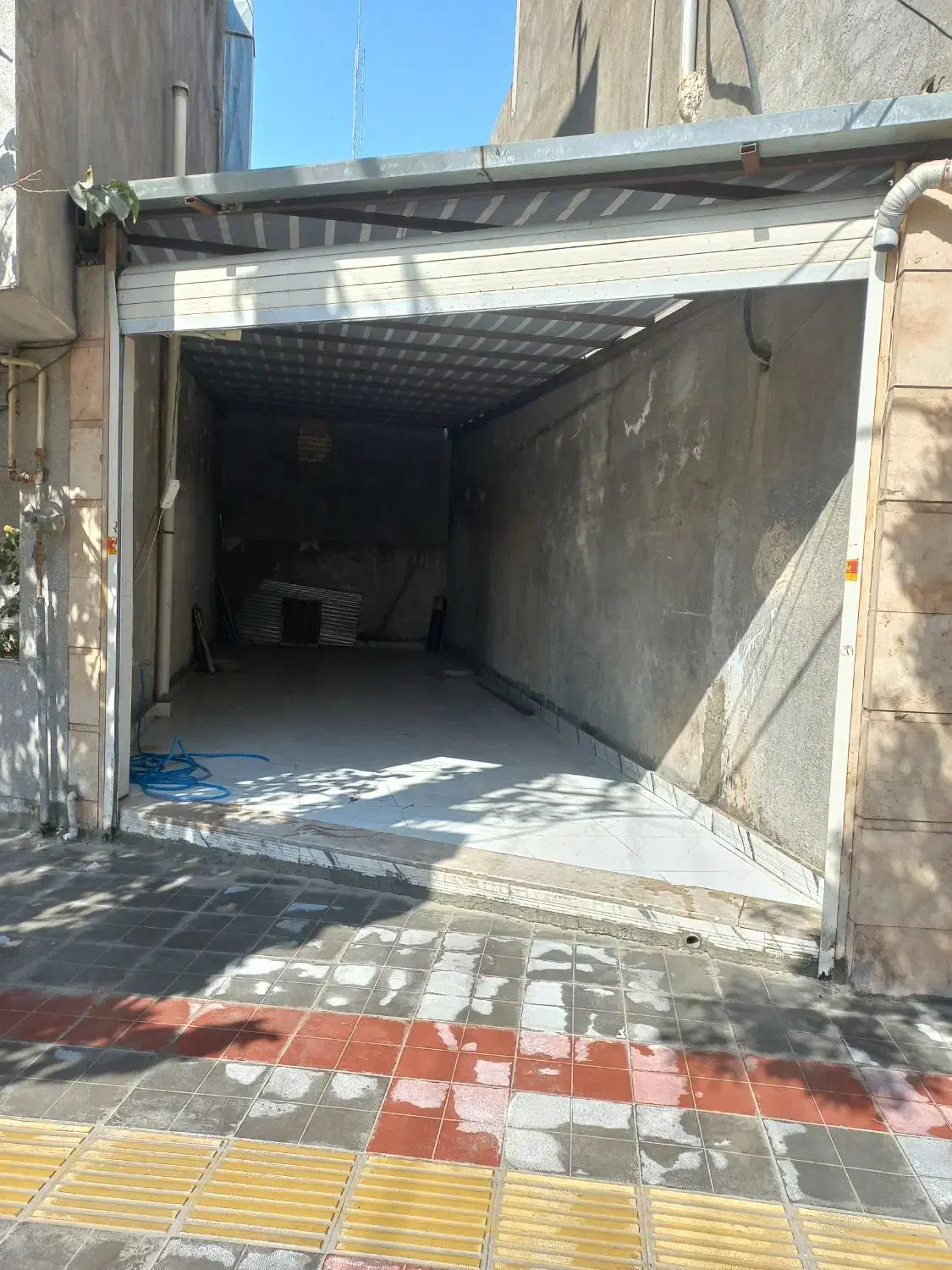 مغازه ۶۰متر|اجارهٔ مغازه و غرفه|قم, زند آباد|دیوار