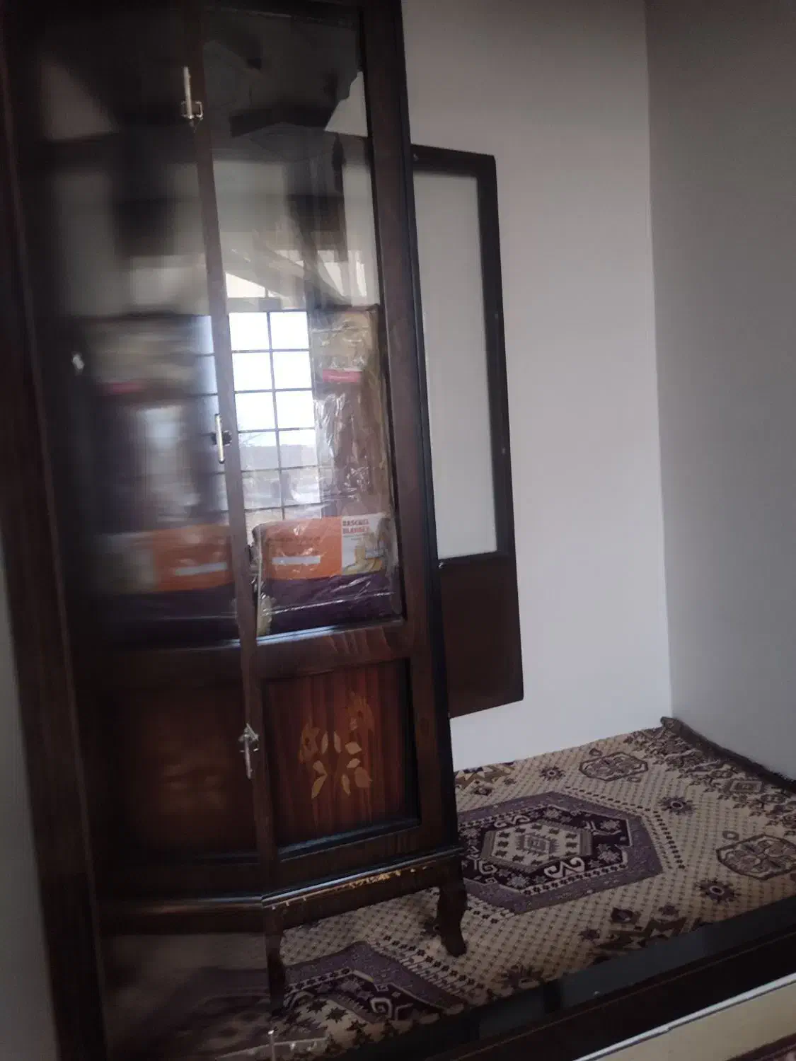 گنجه و ساعت|بوفه، ویترین، کنسول|گلبهار, نوبهار|دیوار