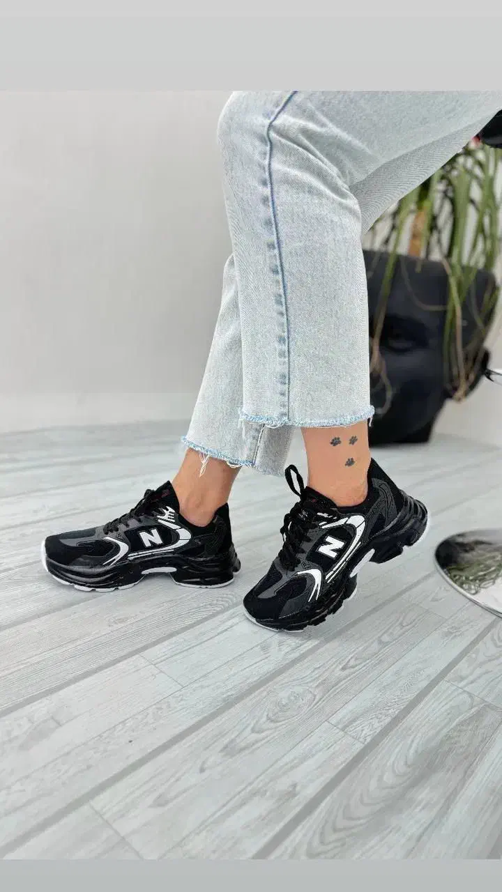 نام مدل کتونی نایک لژدار شیک|کیف، کفش، کمربند|قم, ولیعصر|دیوار