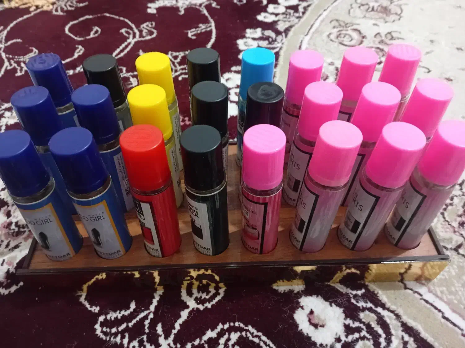 فروش عطر وادکلن|آرایشی، بهداشتی، درمانی|رشت, خرسندی|دیوار