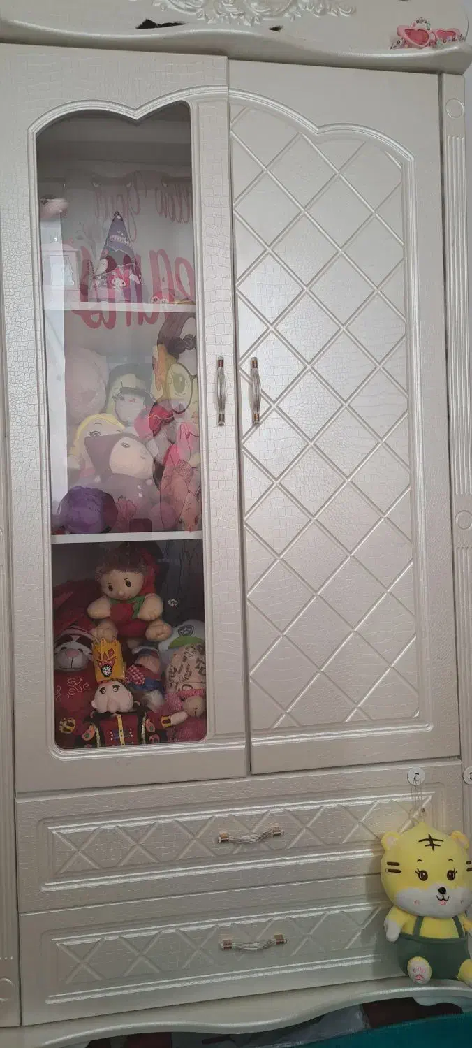کمد و ویترین کودک|اسباب و اثاث بچه|لاهیجان, طالقانی|دیوار
