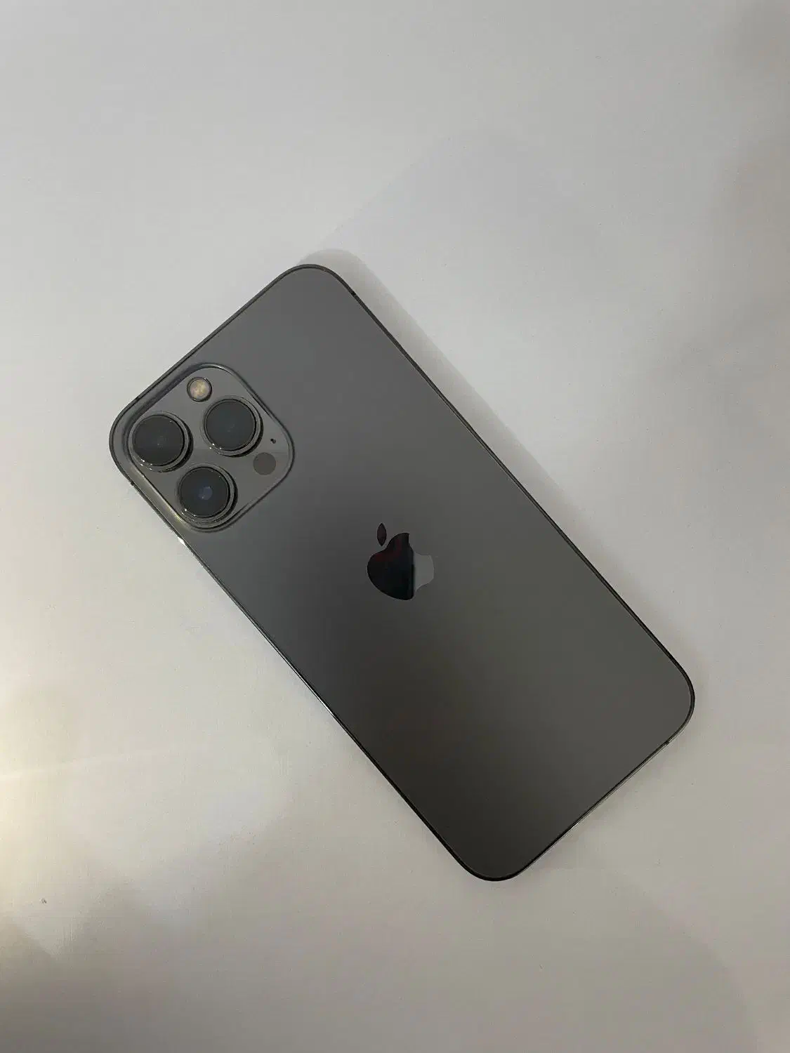اپل iPhone 13 Pro Max با حافظهٔ ۲۵۶ گیگابایت|موبایل|شیراز, شهرک گلدشت حافظ‎|دیوار