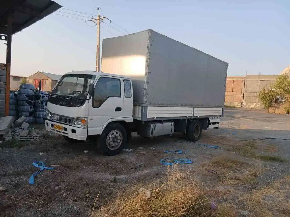 کامیون جک آراز ۱۱ تن|خودرو سنگین|شبستر, |دیوار