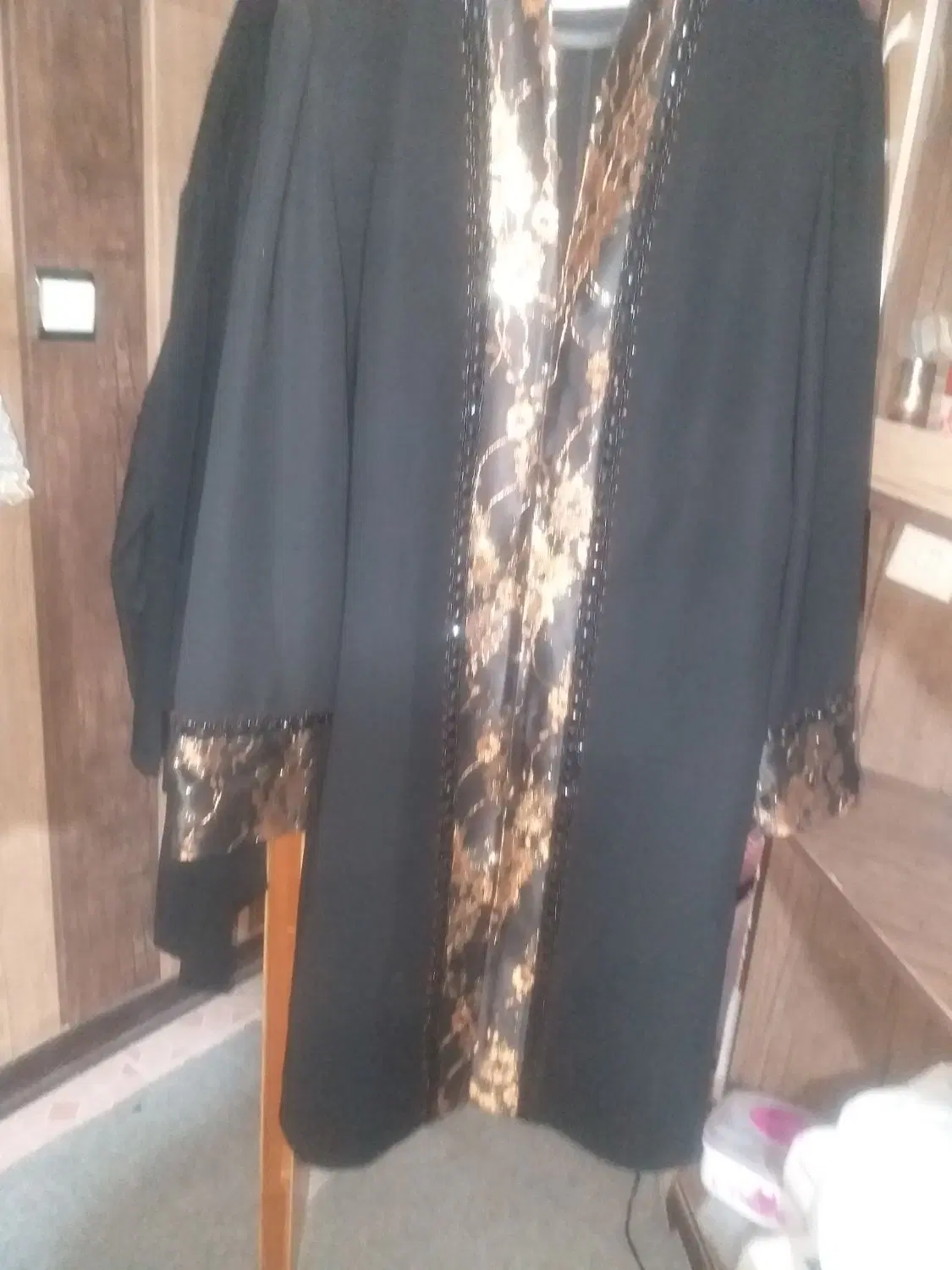 لباس|لباس|سبزوار, طبرسی (جعفرآباد)|دیوار