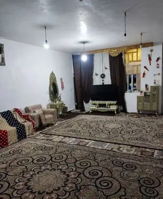 خانه پشته جزایری گلبرگ یکم (رز ۹)|فروش خانه و ویلا|خرم‌آباد, |دیوار