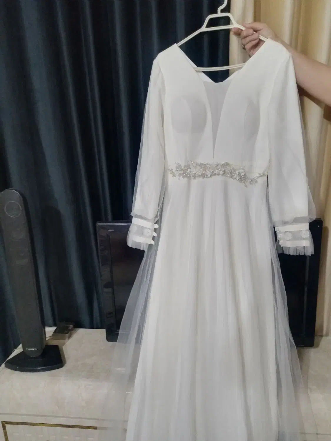 لباس مجلسی|لباس|فیروزآباد (فارس), |دیوار