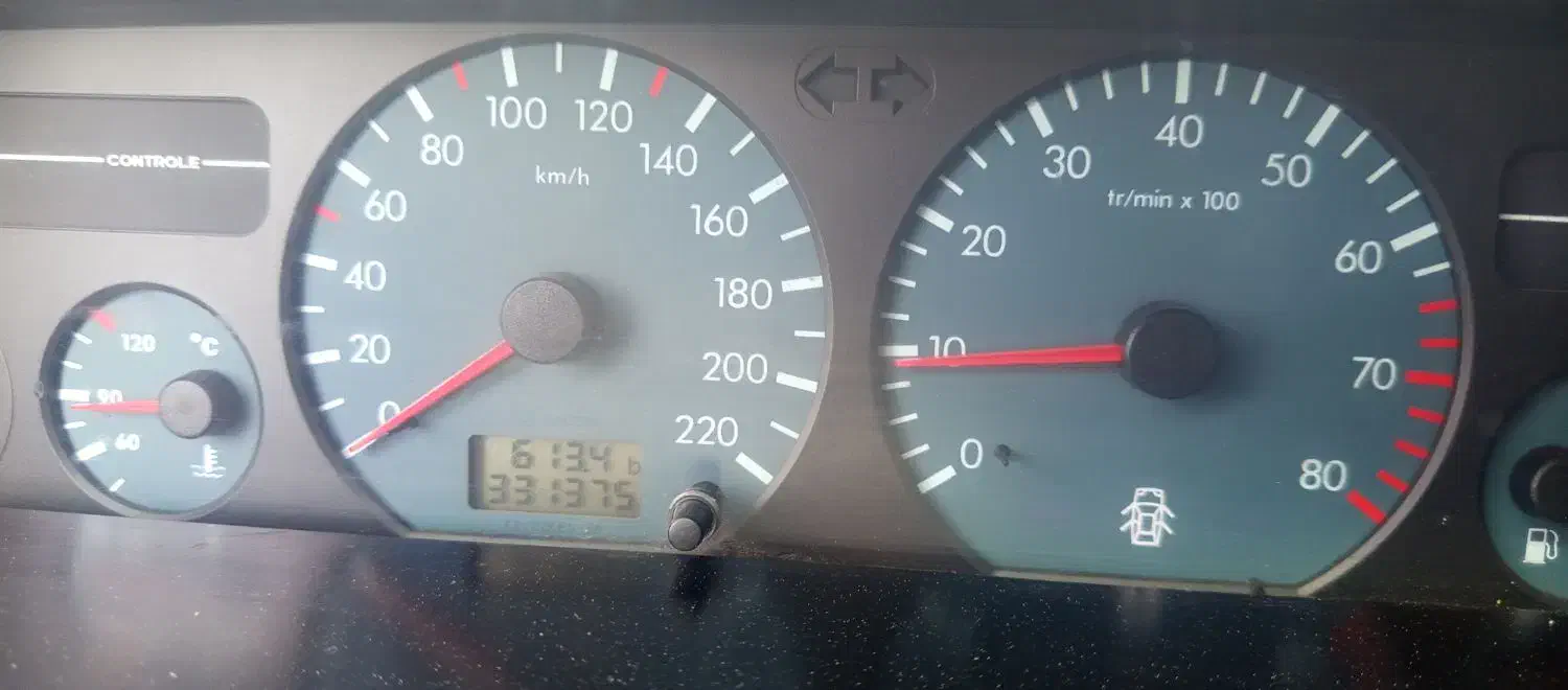 زانتیا ۲۰۰۰مدل ۸۴|خودرو سواری و وانت|بوئین زهرا, |دیوار