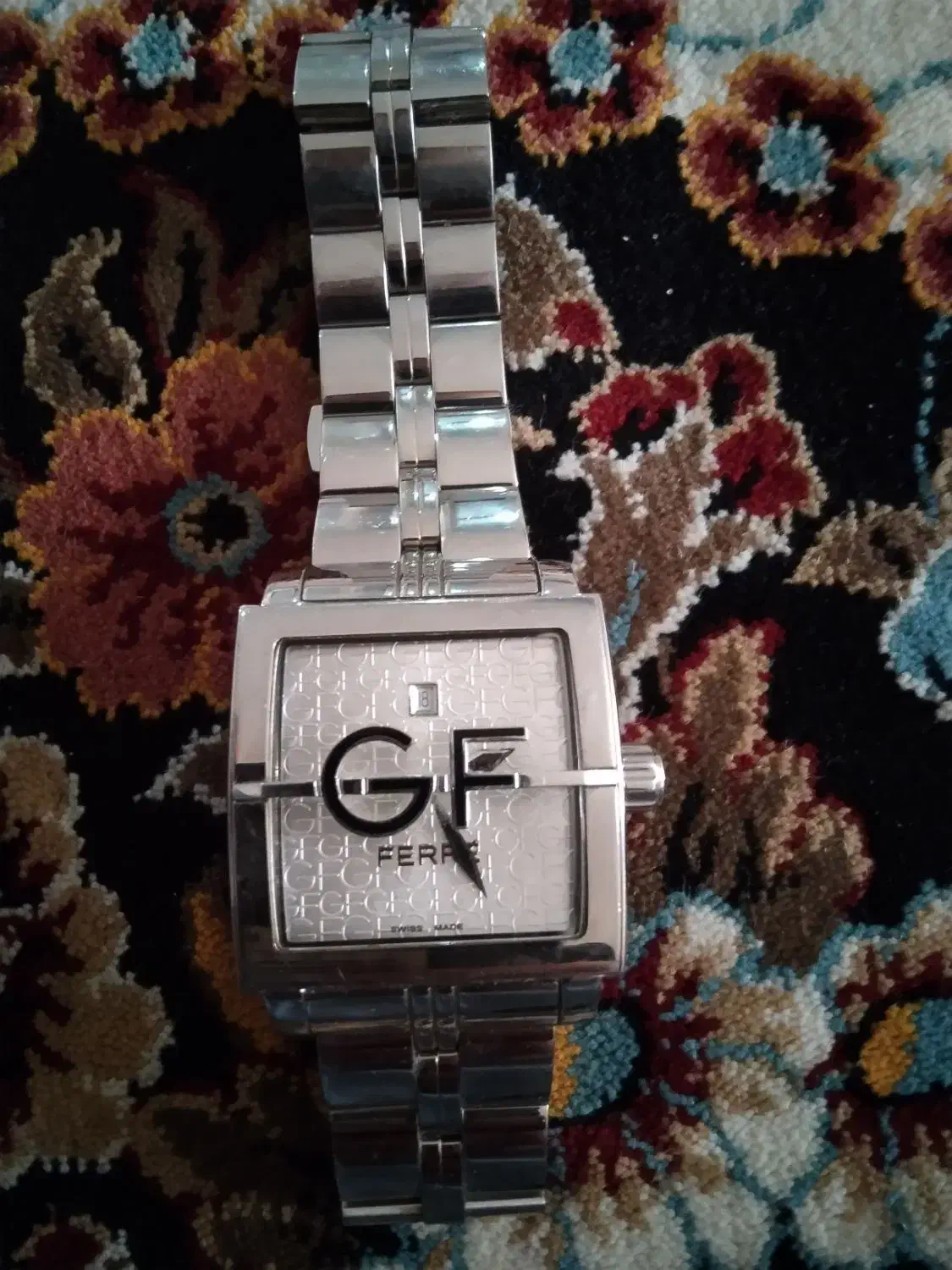 ساعت مچی ferre سویسی اصل|ساعت|شیراز, شهرک دارایی|دیوار