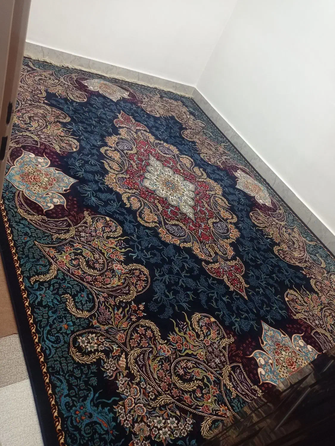 فرش درحدنو|فرش|خرمآباد, |دیوار