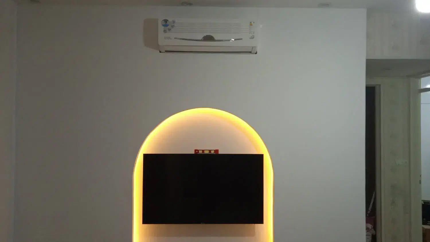 فروش و نصب پایه دیواری براکت تلویزیون|خدمات پیشه و مهارت|کرمانشاه, |دیوار