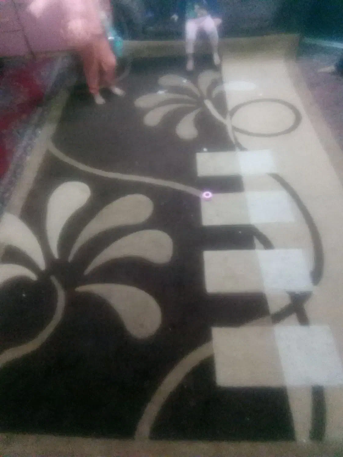 فرش 9|فرش|مشهد, هفده شهریور|دیوار