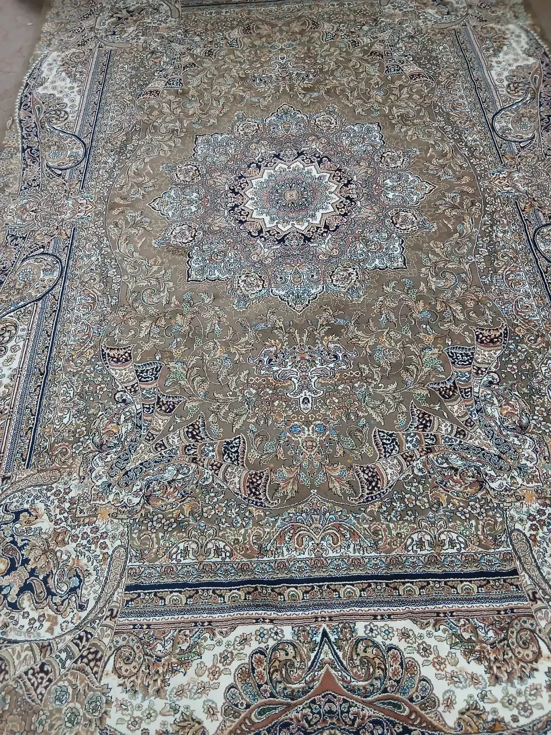 دو عدد فرش|فرش|ساوه, |دیوار