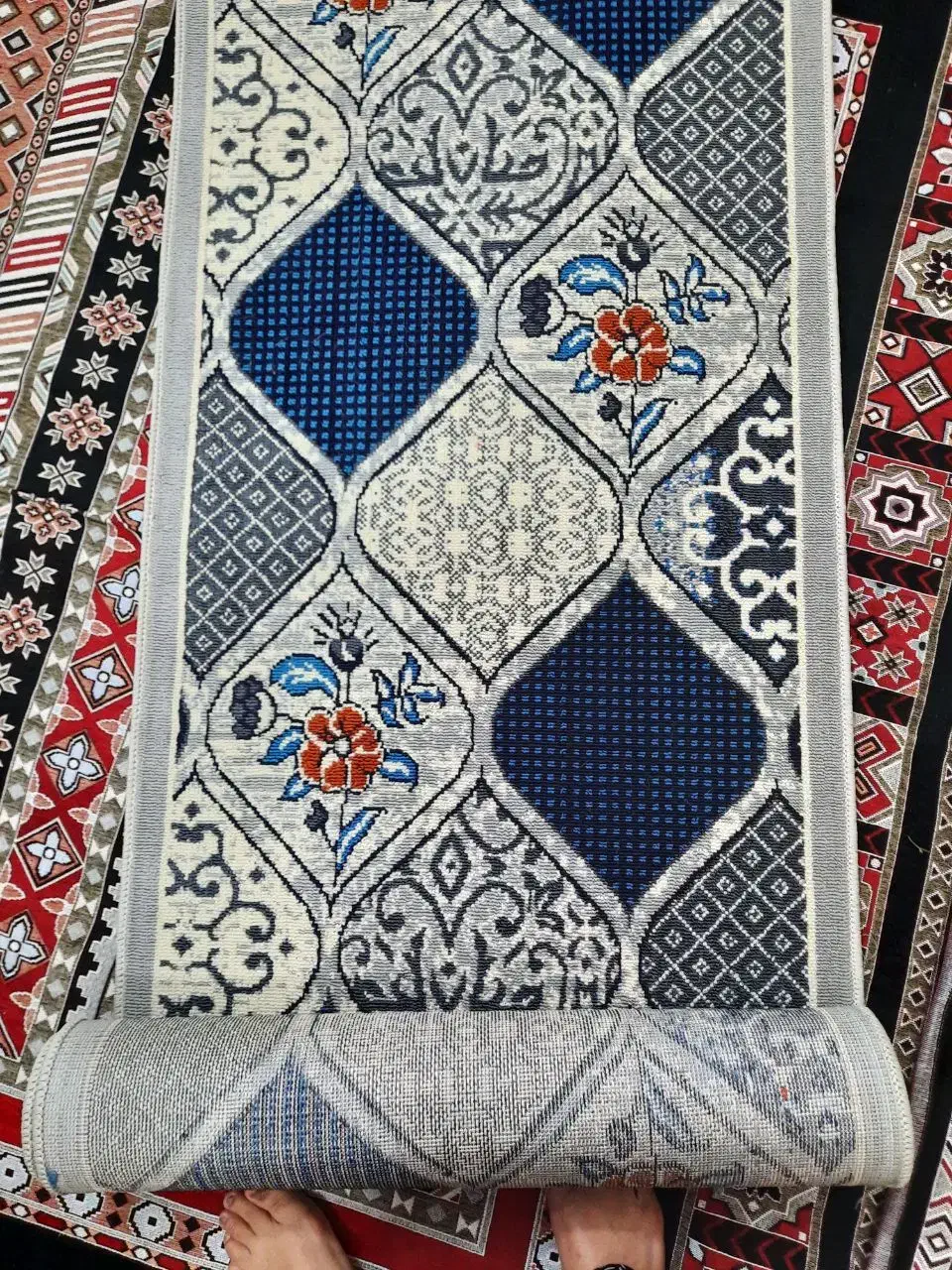 گلیم فرش و کناره قالی|فرش|زابل, |دیوار