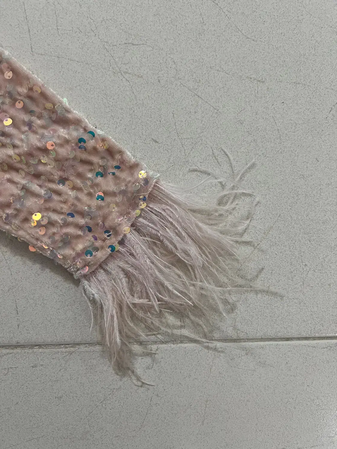 لباس نو|لباس|نیشابور, شهرک ولیعصر|دیوار