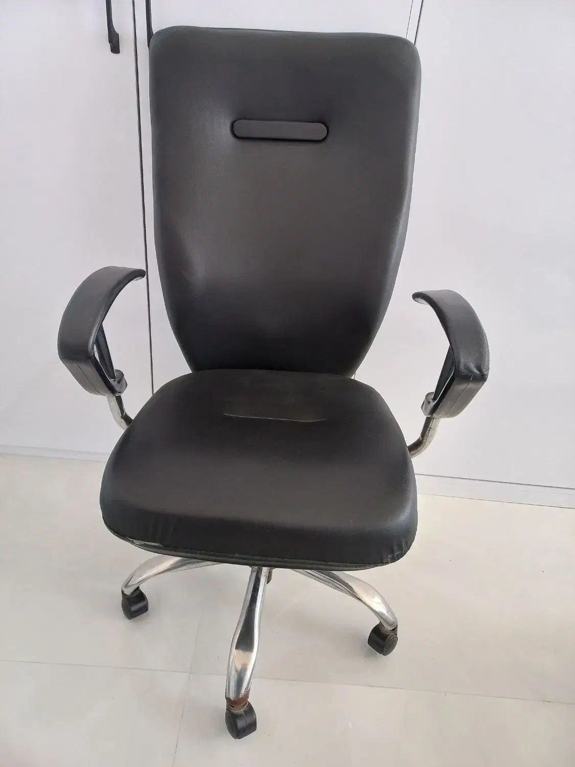 صندلی اداری|صندلی و نیمکت|بیرجند, |دیوار