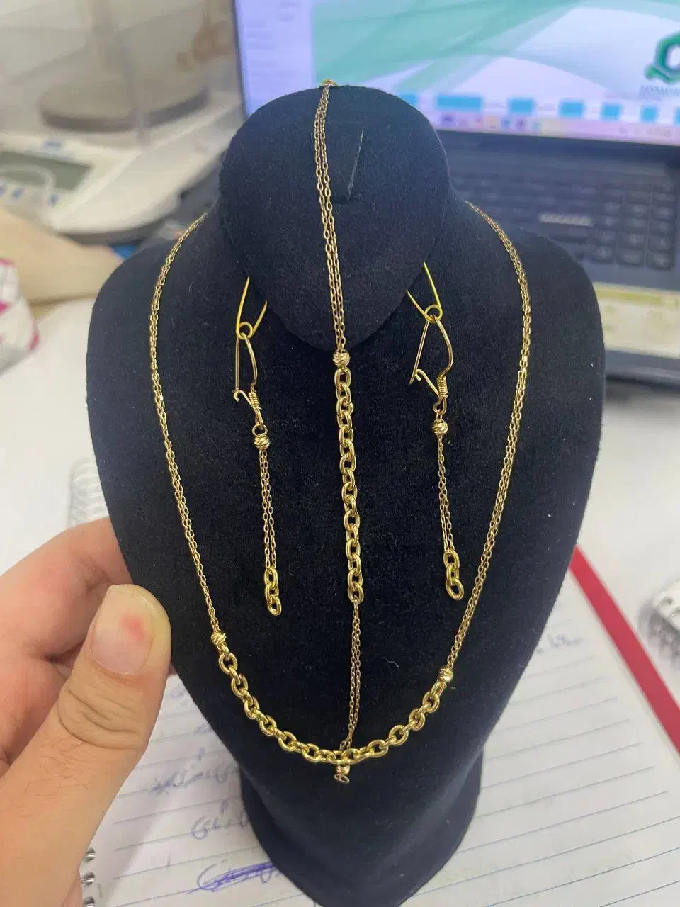 سرویس طلا مینیمال بدون اجرت هم فروش هم معاوضه|جواهرات|کرمان, |دیوار