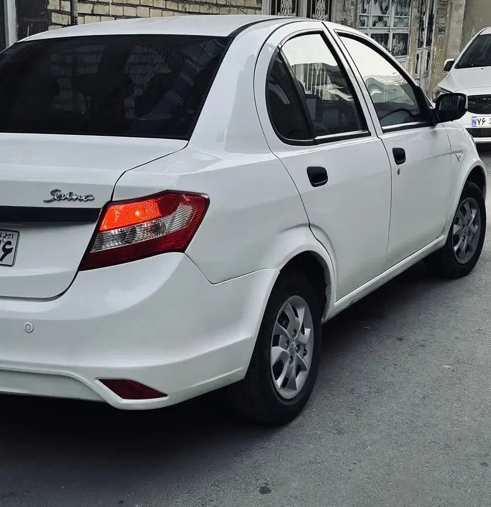 ساینا ۱۴۰۰|خودرو سواری و وانت|مشهد, هفده شهریور|دیوار