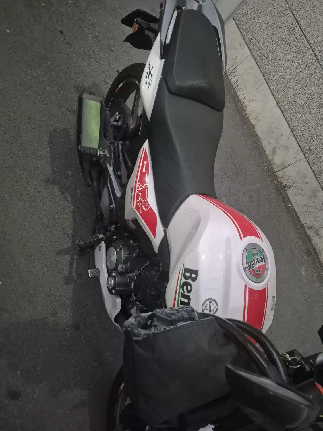 موتور|موتورسیکلت|قدس, شهر‌قدس|دیوار