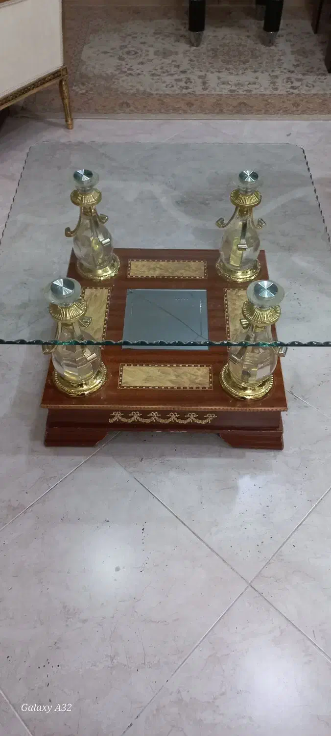 میز شیشه ای عسلی و جلومبلی|مبلمان خانگی و میز عسلی|قوچان, |دیوار