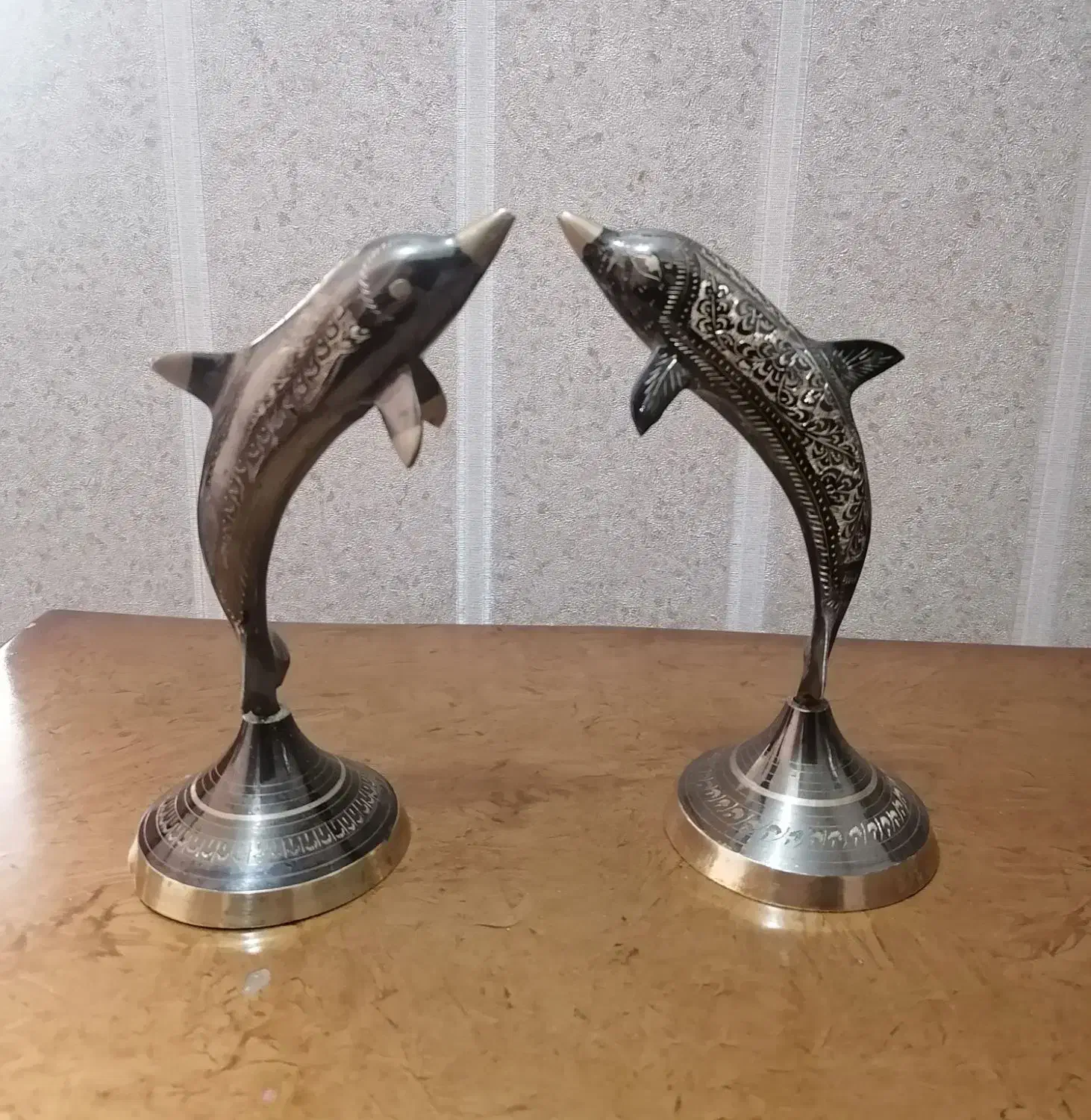 جفت دلفین برنز هندی قلمکاری برنزی|کلکسیون اشیاء عتیقه|قم, پردیسان|دیوار