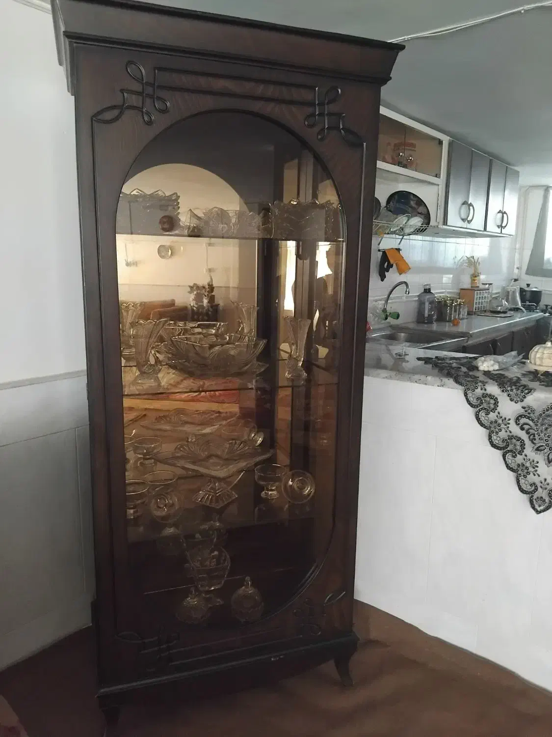 وسایل خونه|بوفه، ویترین، کنسول|نیشابور, مدرس|دیوار