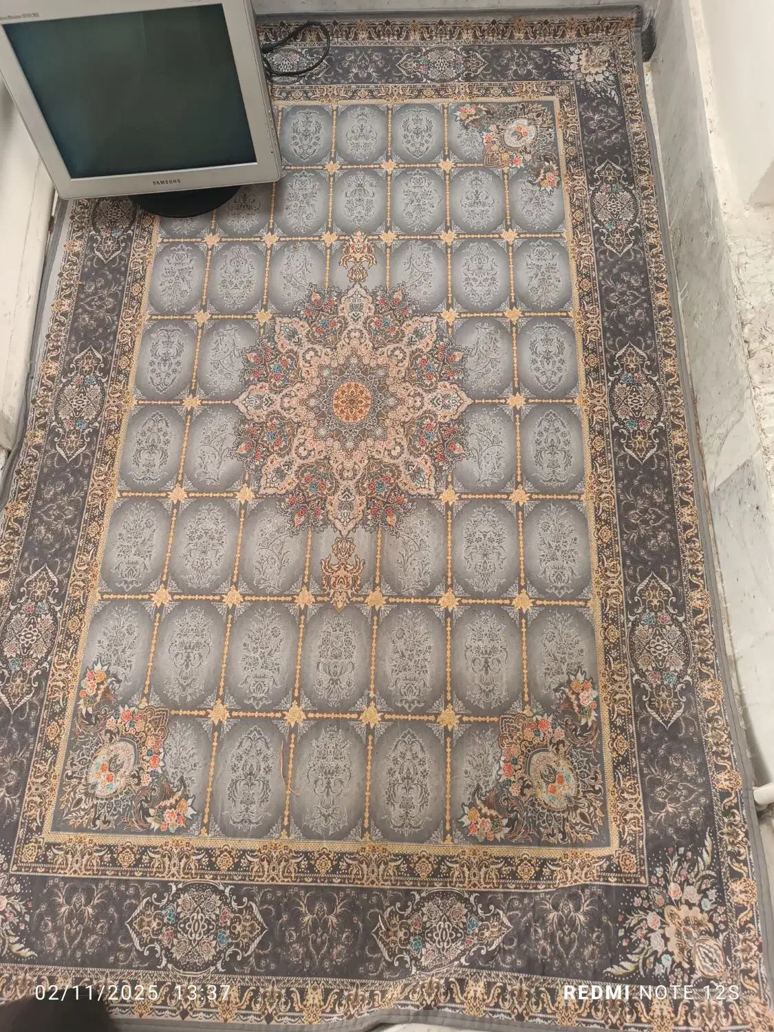 دوتا فرشینه کاملا سالم|فرش|مشهد, ایثارگران|دیوار