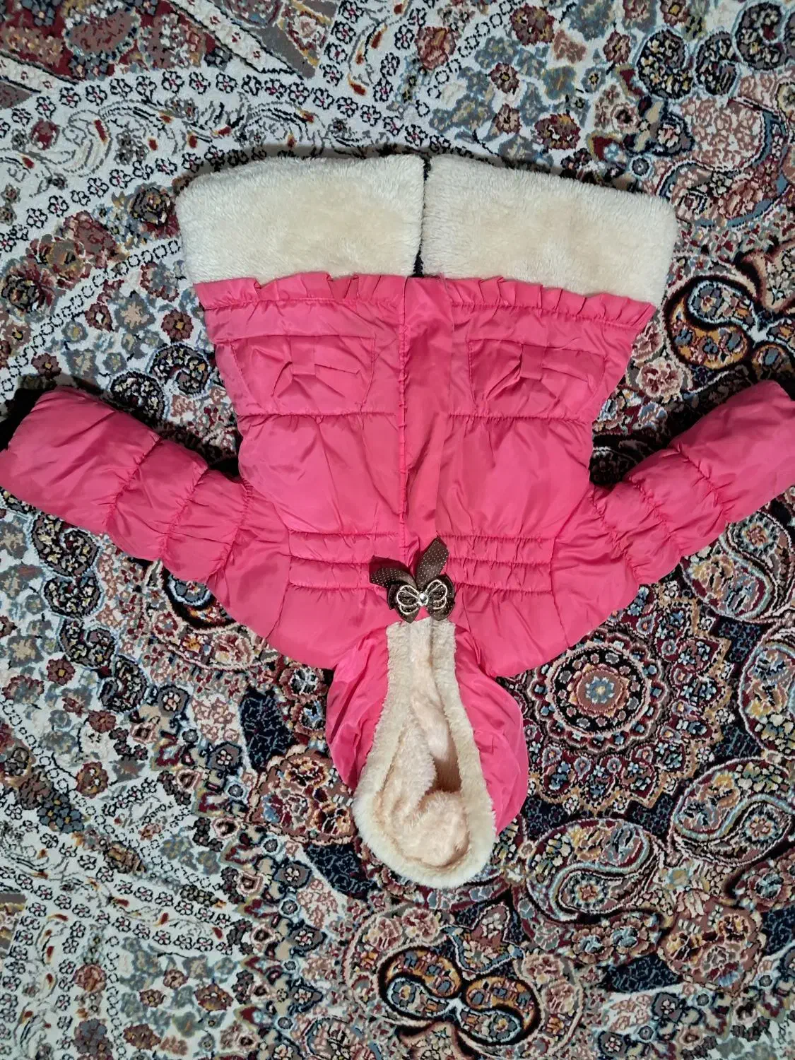 کاپشن بچه گانه|کفش و لباس بچه|رشت, عینک|دیوار