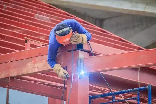 بنا،کارگر،جوشکار،سیمانکار|استخدام معماری، عمران و ساختمانی|صفادشت, |دیوار