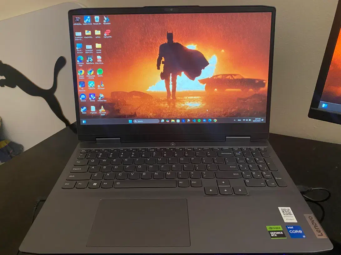 لپ‌تاپ گیمینگ Lenovo LOQ 15IRH8 مثل نو، بدون خط|رایانه همراه|لامرد, |دیوار