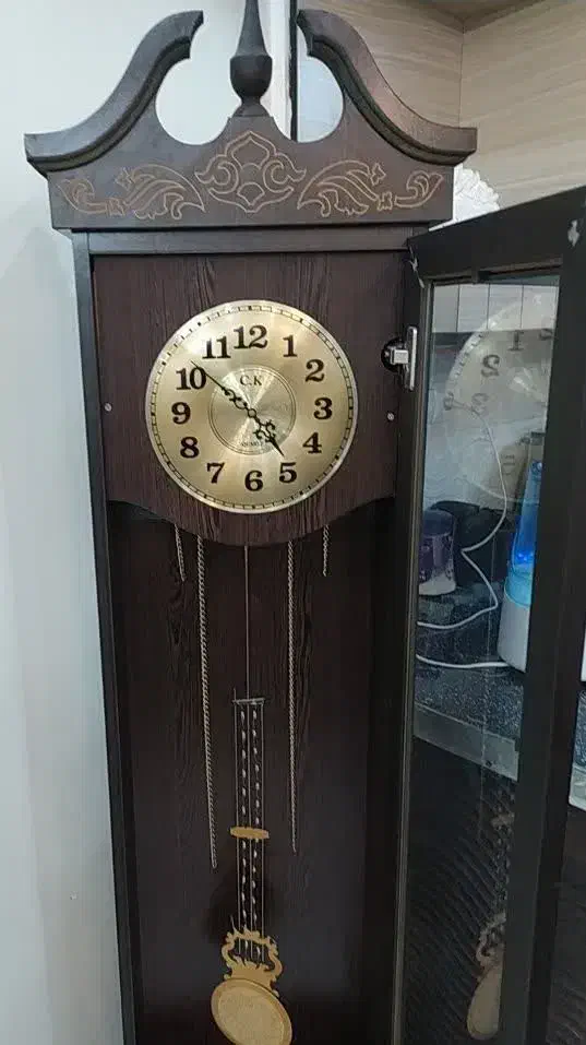 ساعت در حد نو|ساعت دیواری و تزئینی|تهران, یافت آباد جنوبی|دیوار