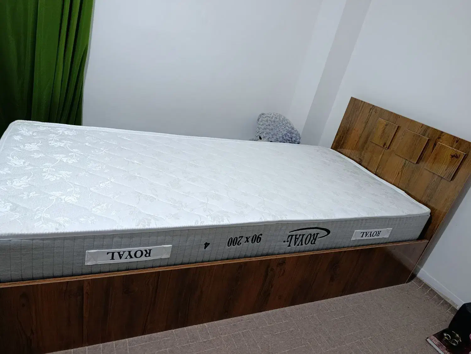 تخت خواب|تشک تختخواب|فولادشهر, C1|دیوار