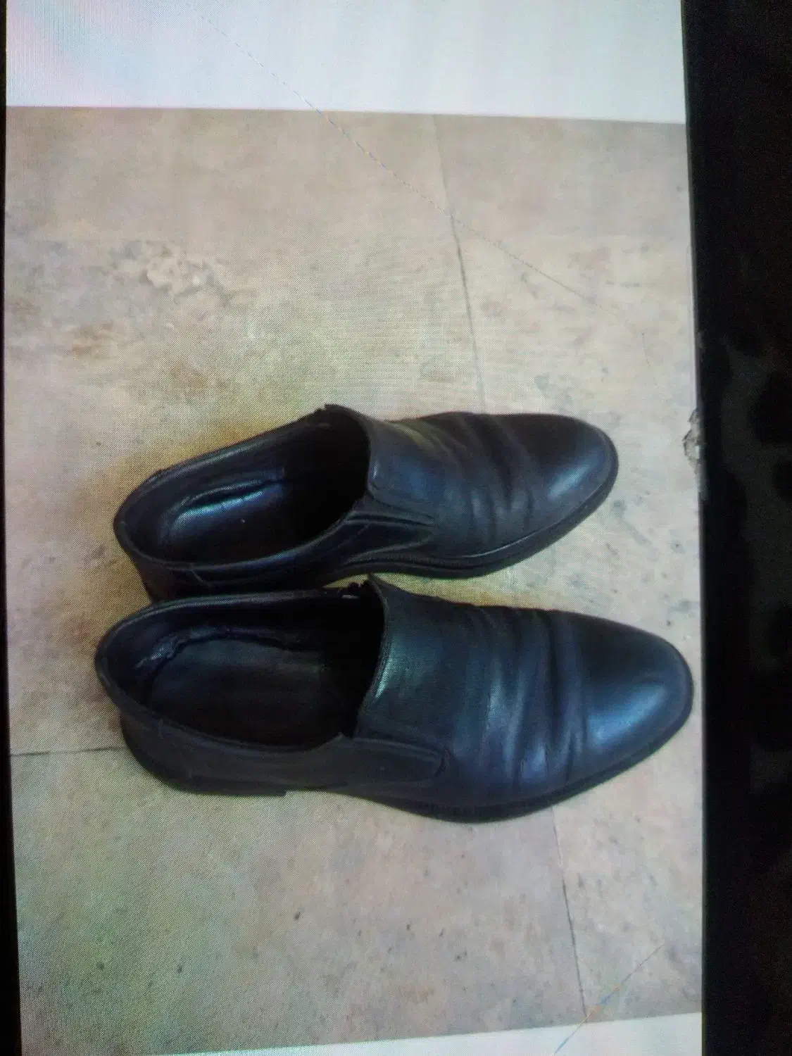 یک جفت کفش مردانه  سایز۴۰ بقیه زنانه ۳۸ و۳۹|کیف، کفش، کمربند|قم, بنیاد|دیوار
