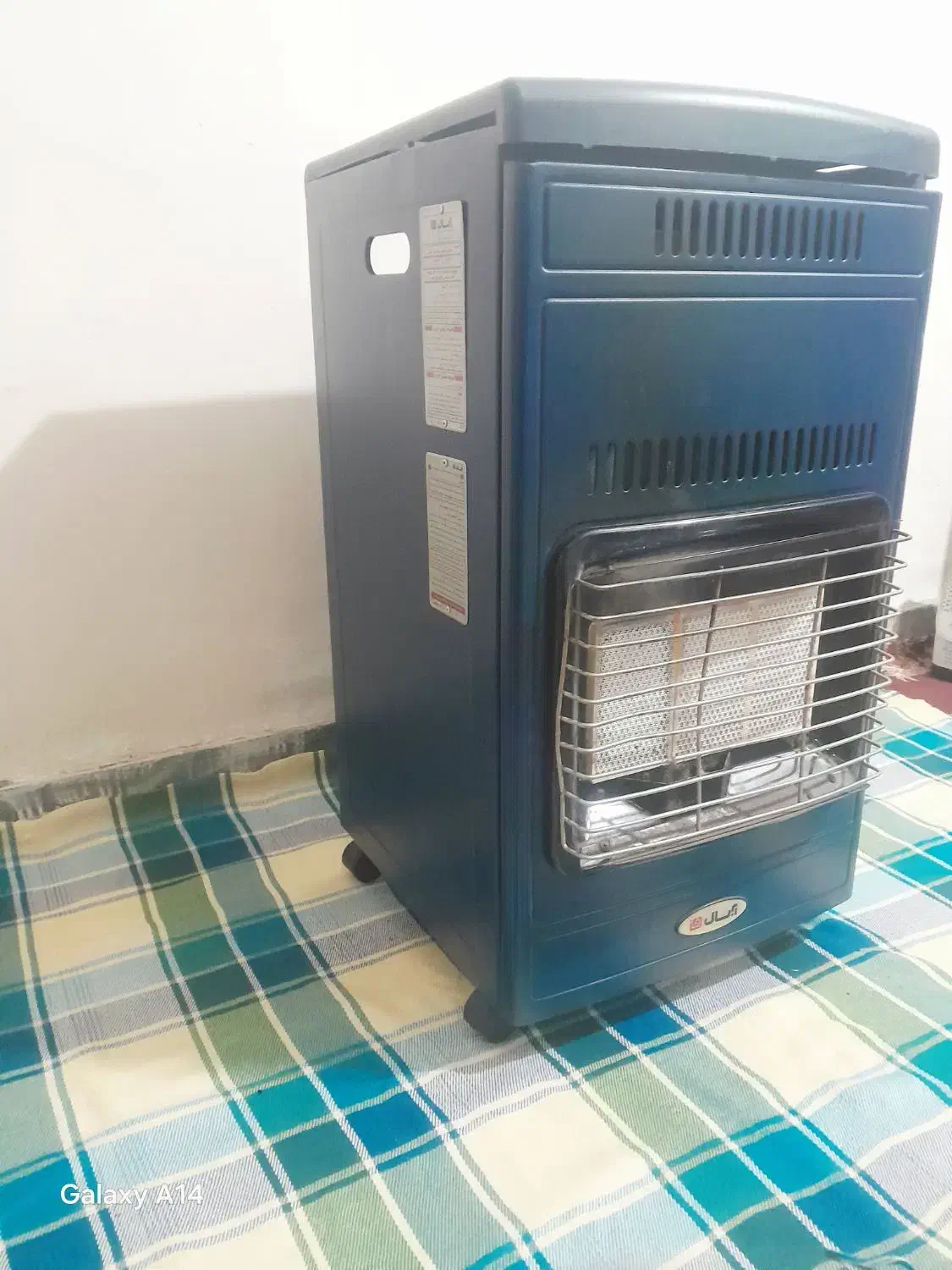 بخاری کبسولی تبدیل شده به گاز شهری|بخاری، هیتر، شومینه|باوی, |دیوار