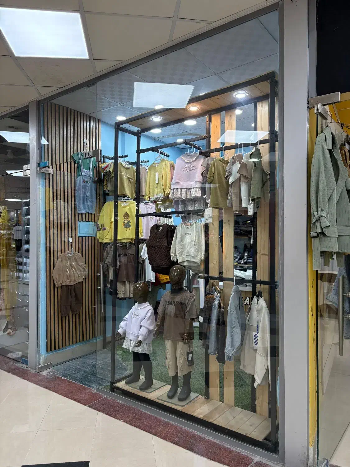 واگذاری مغازه|کفش و لباس بچه|بندر کنگان, |دیوار