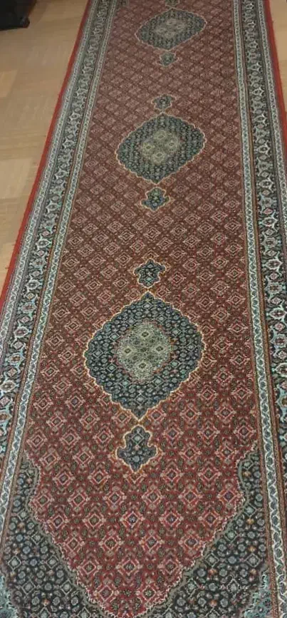 کناره خوشرنگ و تمیز ریزماهی|فرش|بروجرد, |دیوار