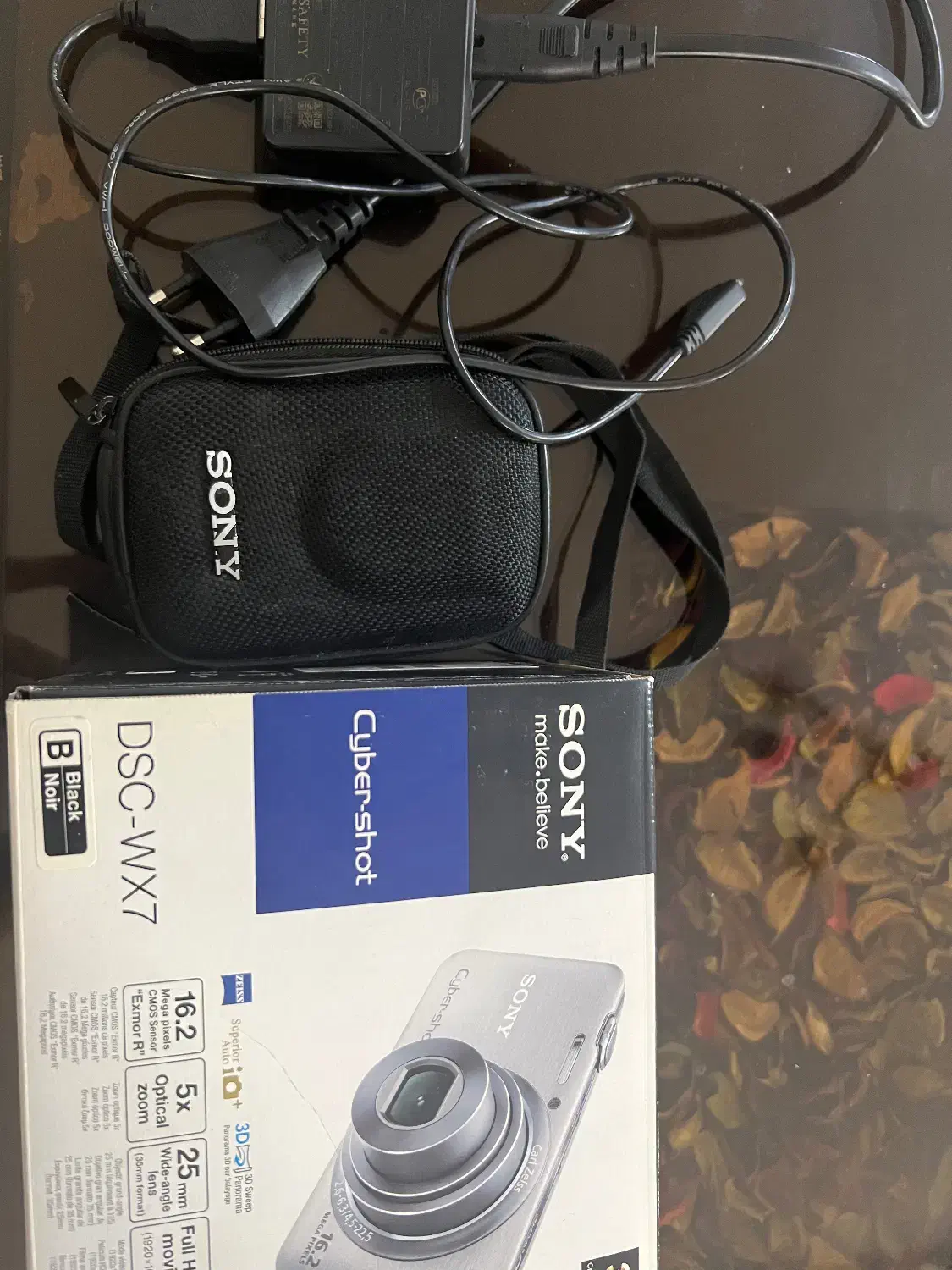 دوربین|دوربین عکاسی و فیلم‌برداری|برخوار, |دیوار