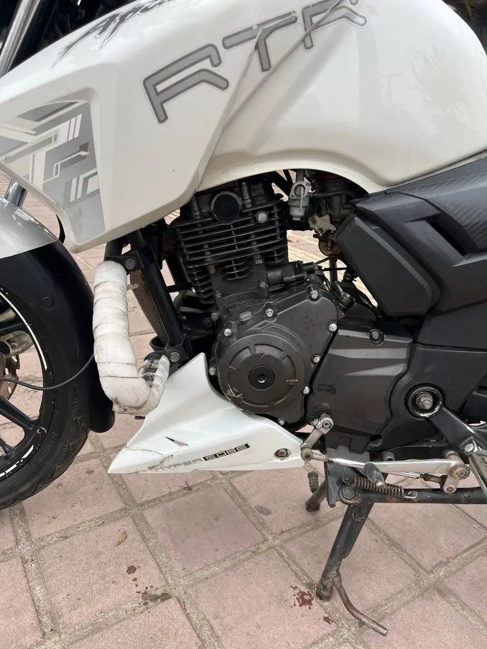 آپاچی ۱۸۰ ۹۴|موتورسیکلت|لنگرود, |دیوار